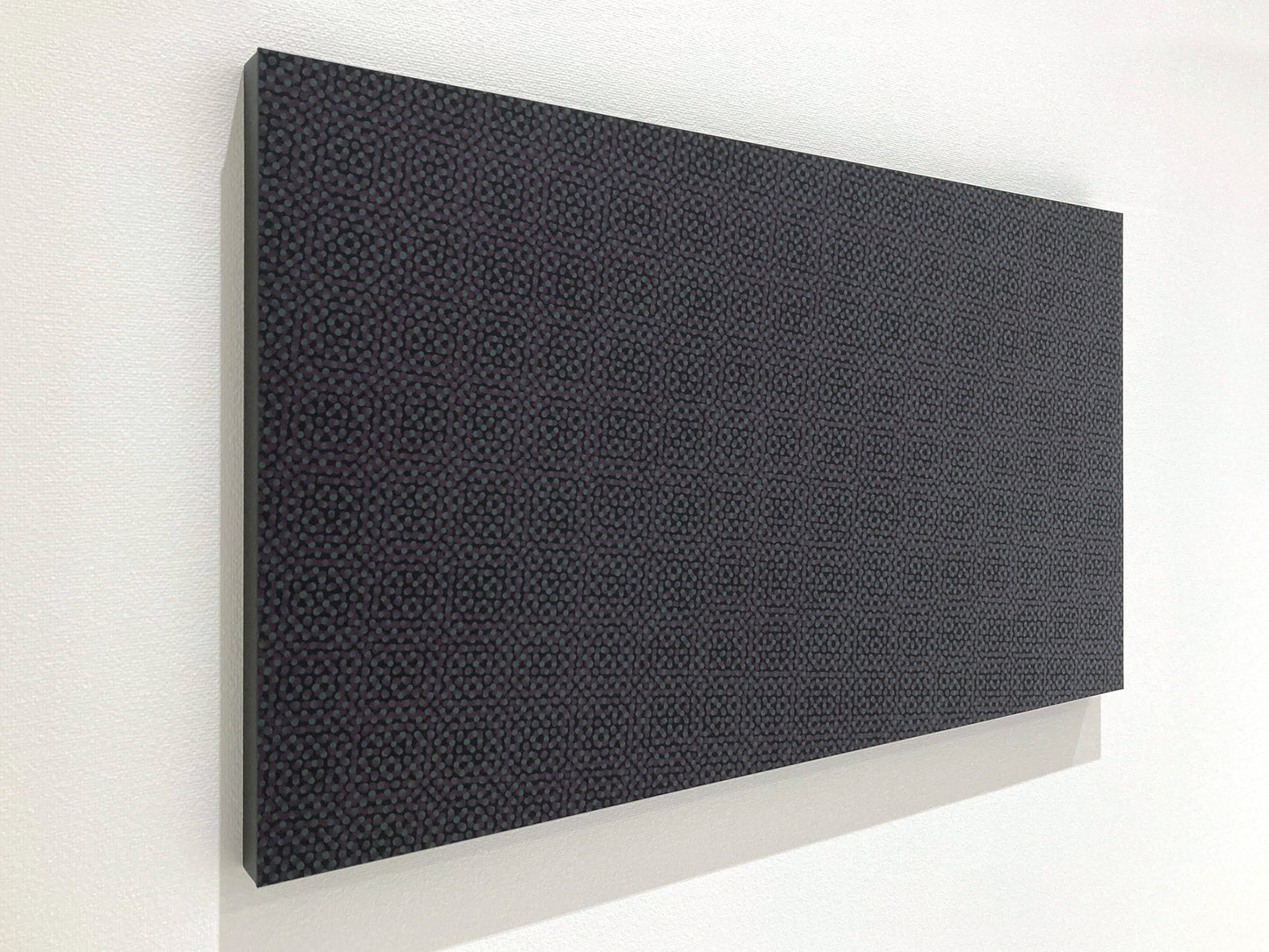 Dot Array - Black #015