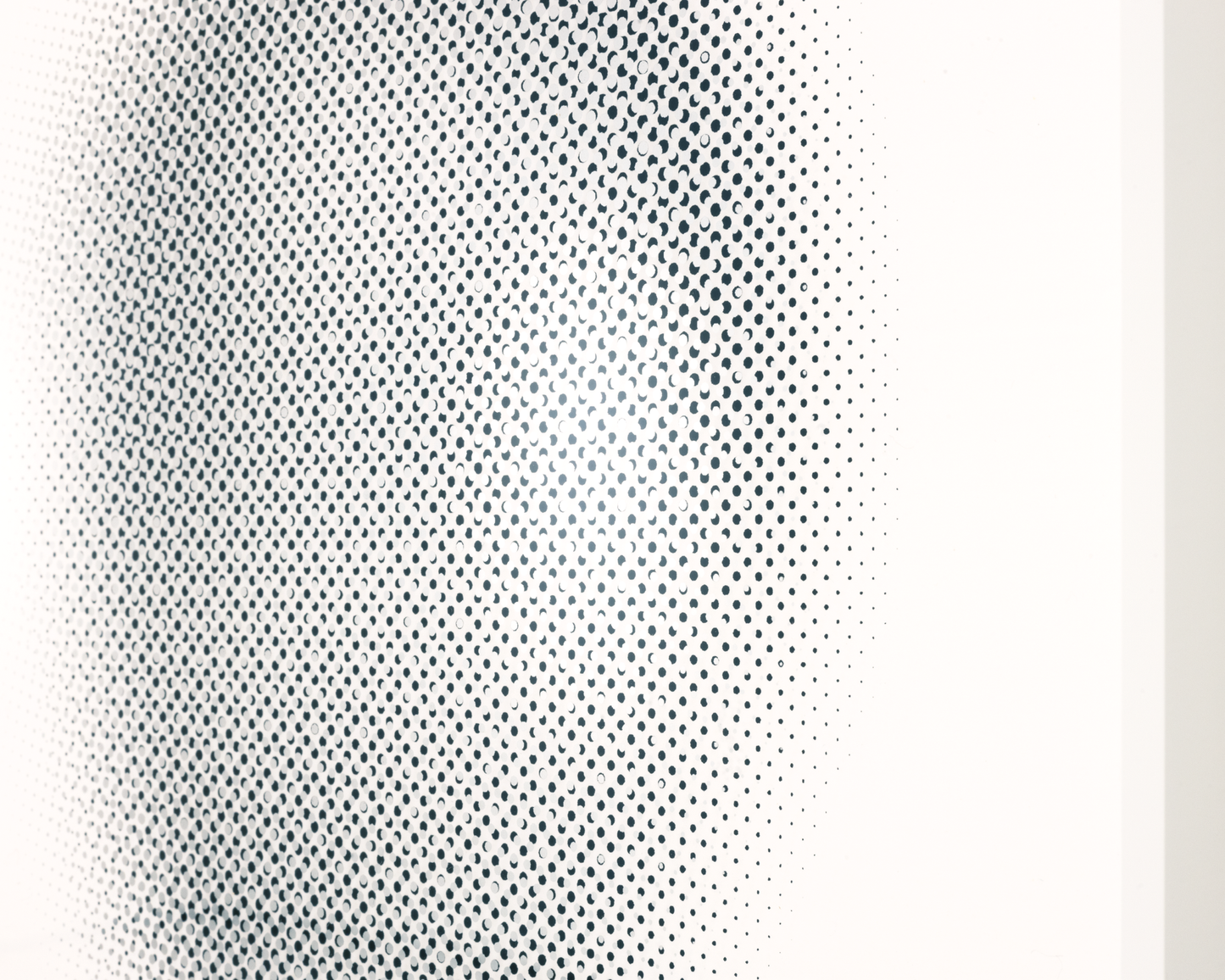 particle/illusion-black